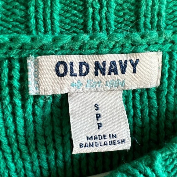 Old Navy Green Cable Knit Ling Sleeve Sweater - Picture 6 of 9